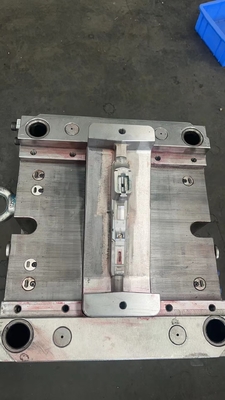1-Cavity Custom Injection Mold for Long-Lasting and Precise Production