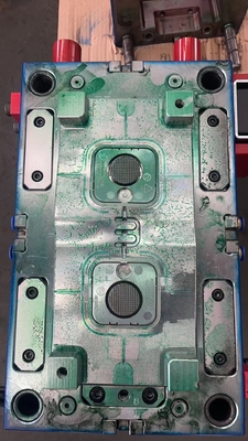 Plastic Injection Mold Part with Water Cooling Mold Cooling System and Polishing Surface Finish