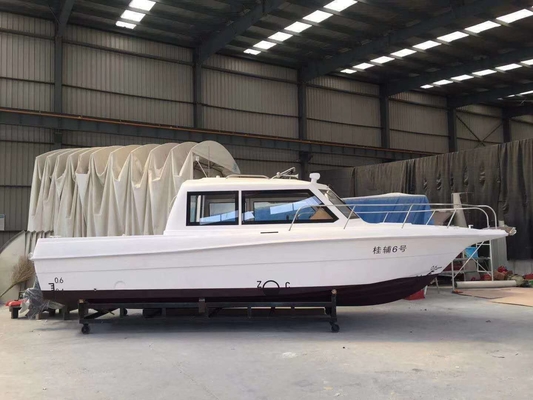 White Fiberglass Boat Parts Easy to Install and Perfect for 5 Person Capacity