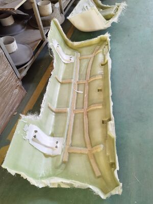 Natural Or Painting FRP Auto Parts Fiber Reinforced Plastic Heatresistance Moderate To High Suitable For Various Vehicles