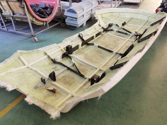 High Durability Fiberglass Truck Body Panel Lightweight Easy Installation Ideal for Fleet Maintenance and Replacement