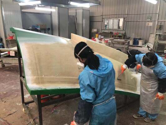 Customized High Durability FRP Truck Body Perfect for Specialized Transport Projects and Demanding Operational Conditions